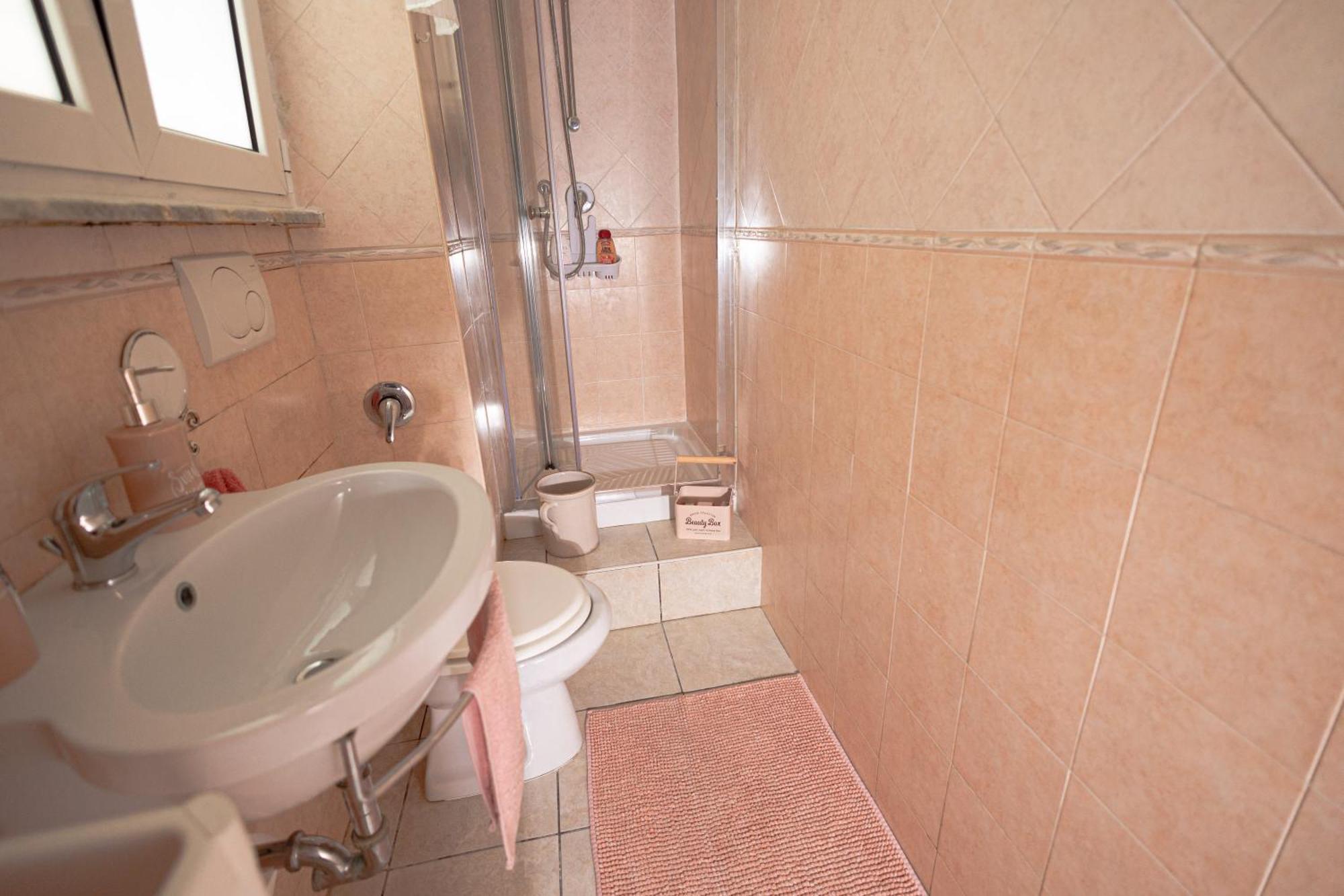 לידו די אוסטיה Delightful Apartment Close To The Center מראה חיצוני תמונה